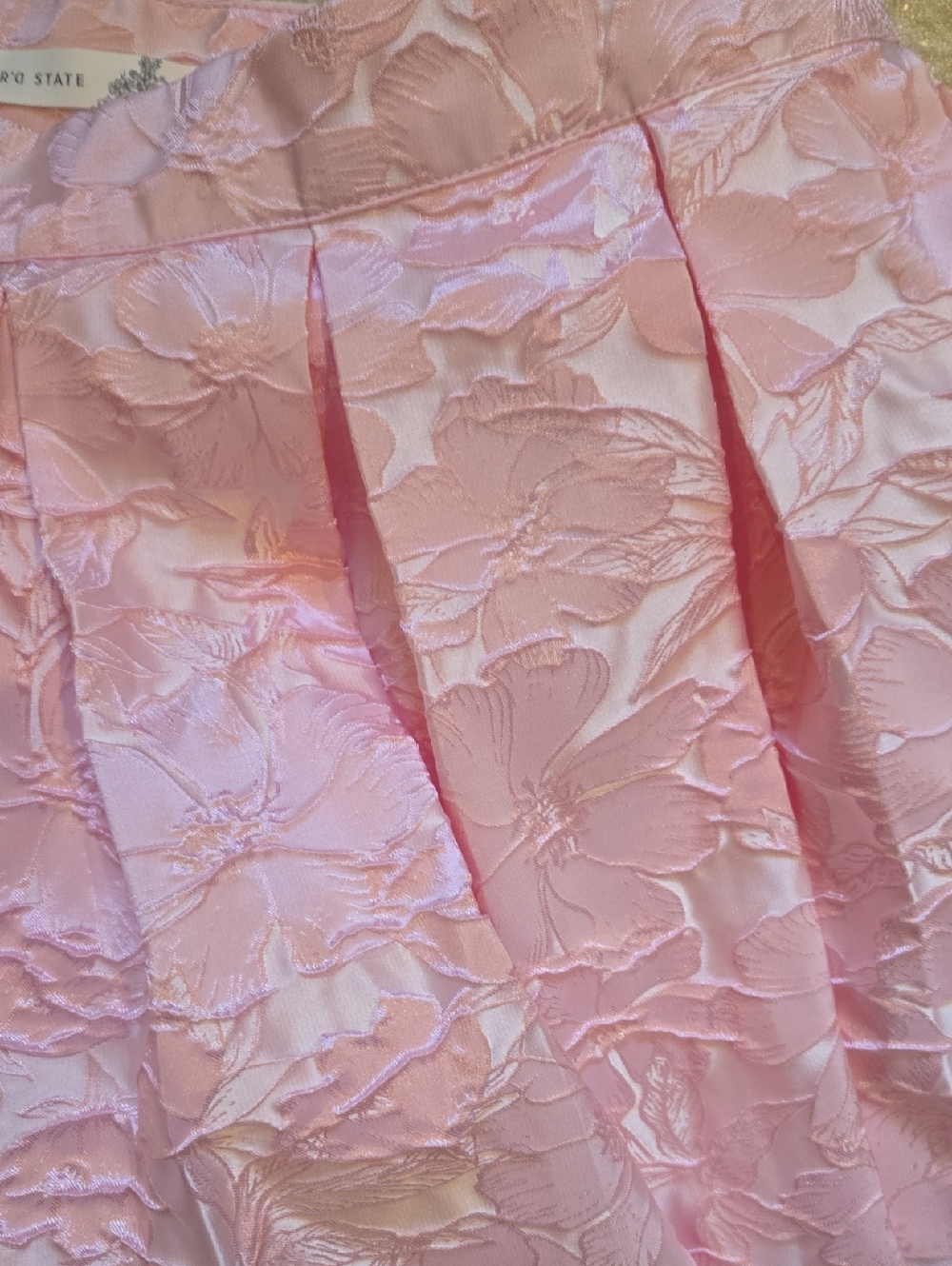Altar'd State Bubblegum Pink Floral Pleated Skort - Picture 5 of 9